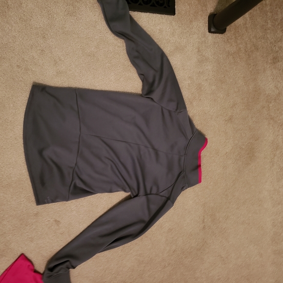 Nike Dri-Fit Top Bundle - Picture 3 of 9